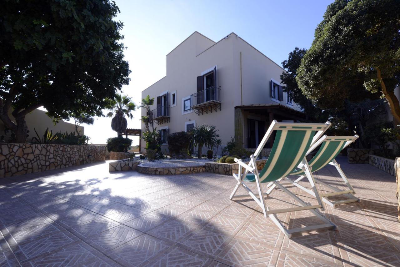 Oasis Hotel Residence Resort LMP Exterior foto